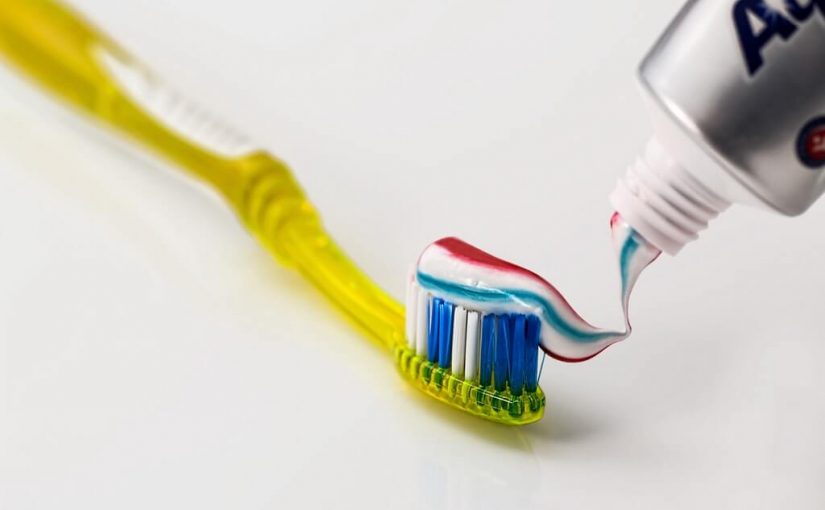 Best Effective Alternatives for Toothpaste