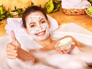 Soak With Natural Ingredients For Cracked Skin Treatment